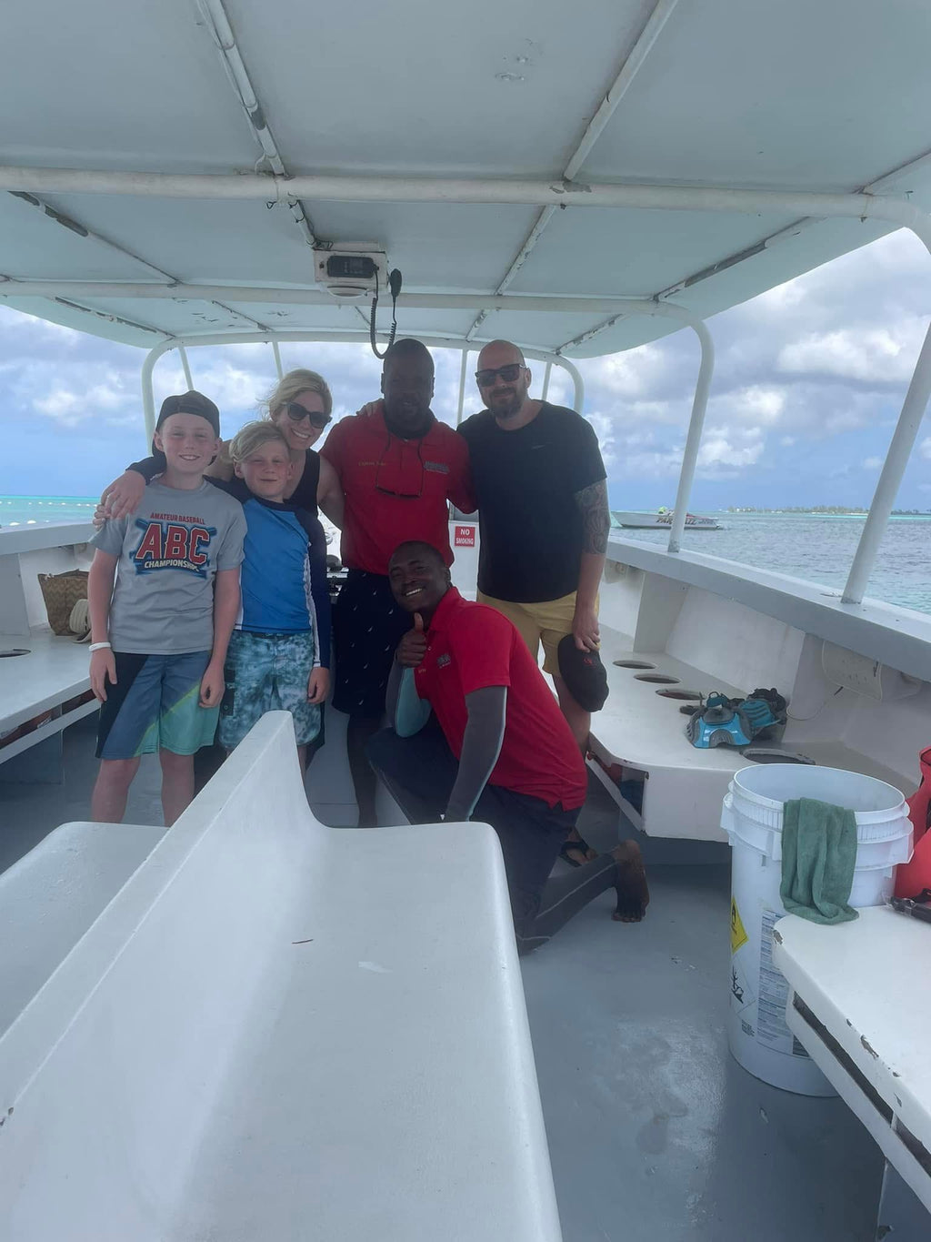 Swimming with Pigs Tour – Private Island Experience