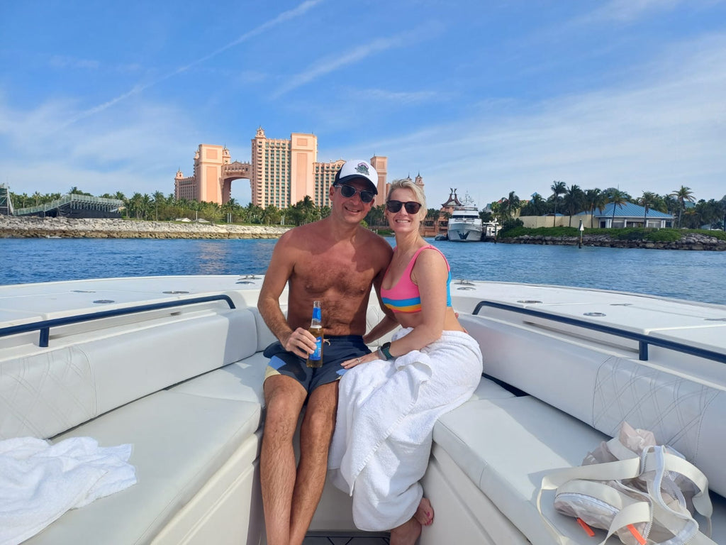 Private Island Adventure – Swim with the Pigs & Beach Lunch Stop